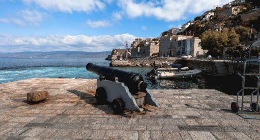 Hydra Island