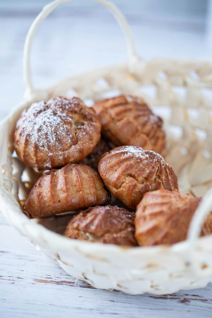 Choux pastry (Profiterole)
