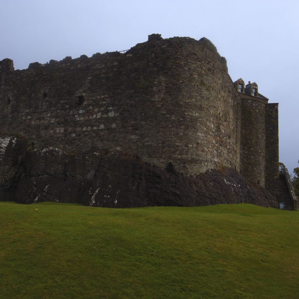 Dunstaffnage Castle